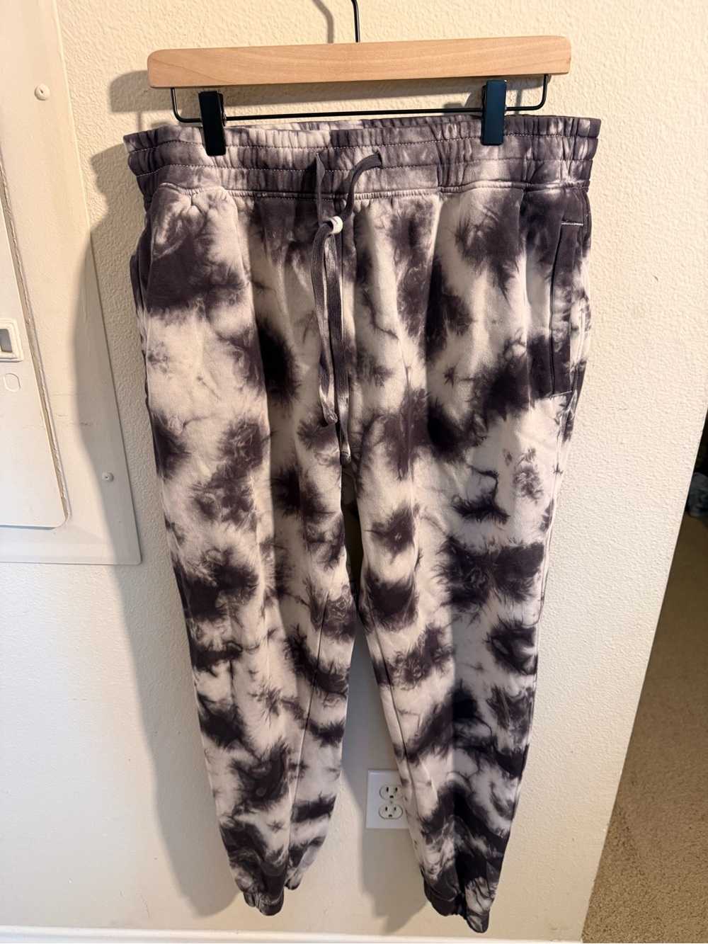 Valor Collective Gray Black Tie Dye Jogger Sweatpants Drawstring Women’s Medium